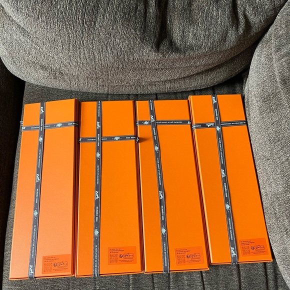Authentic Hermes boxes - Picture 4 of 5